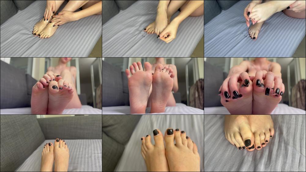 Closeup FEET lotioning - Foot fetish