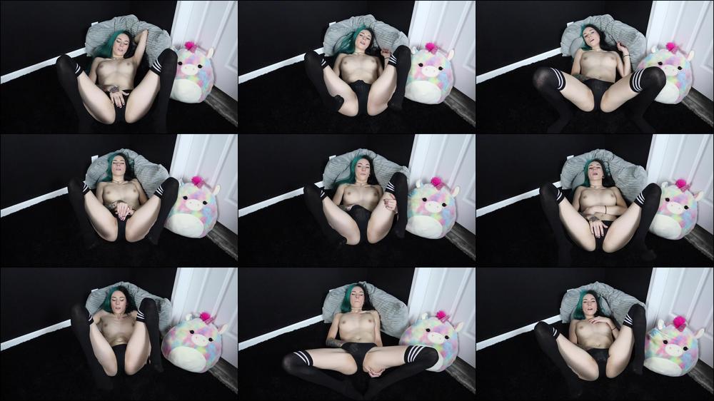 Masturbating with just Fingers - Sep 15, 2021