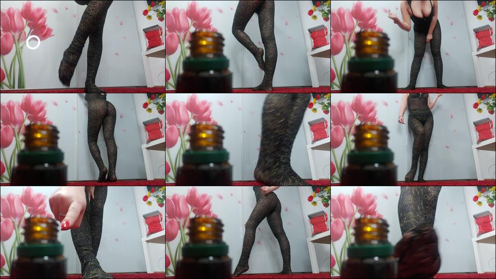 Pantyhose tease - July 16, 2023