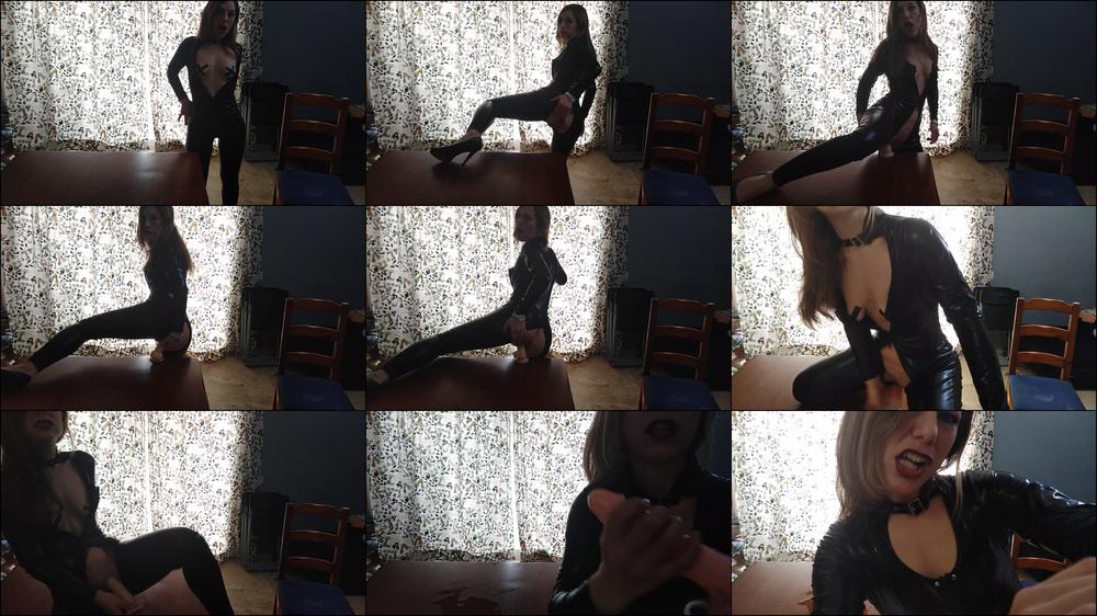 Squirt Dominatrix