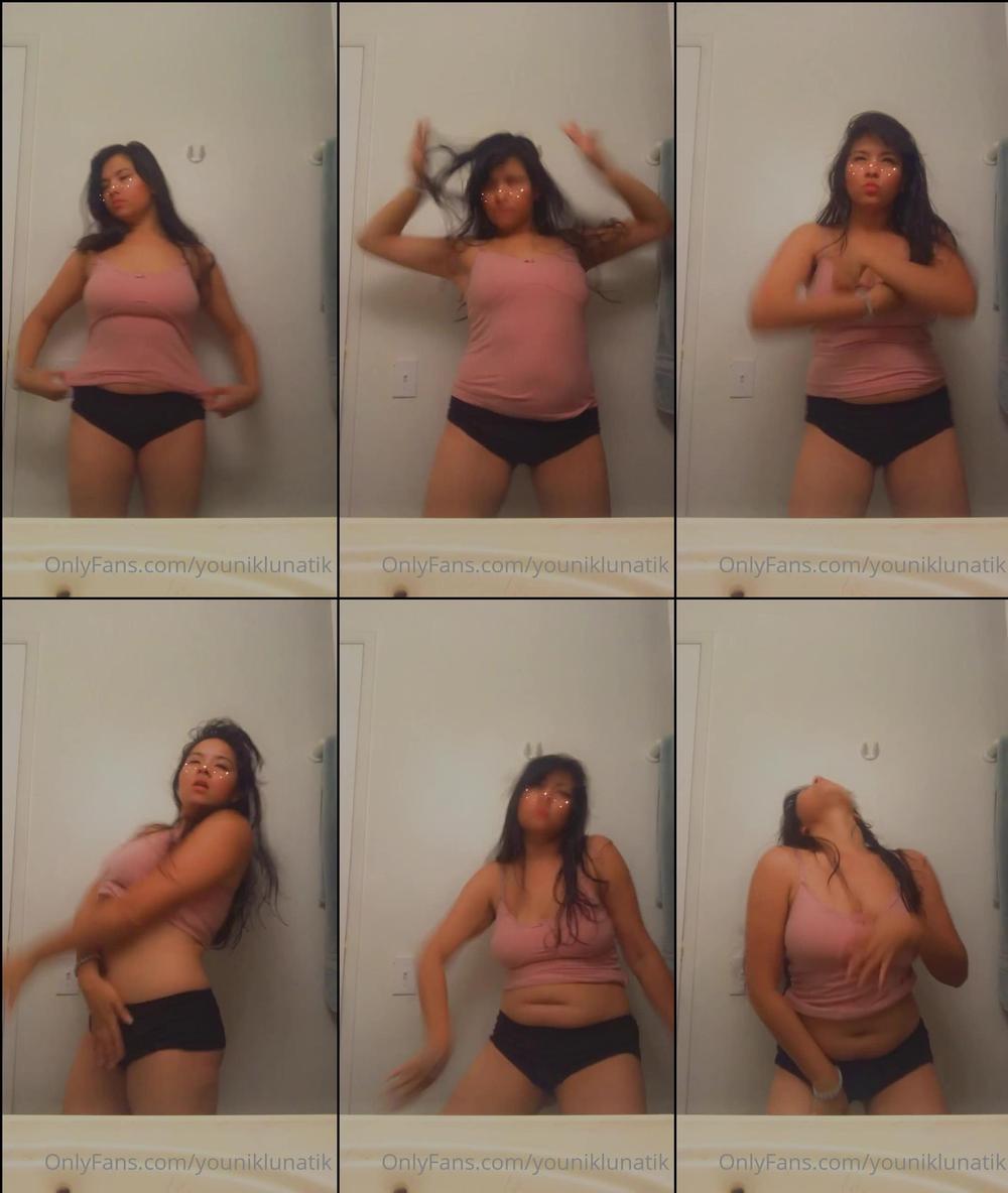youniklunatik 01 07 2020 487820863 Pre shower dances make me happy.