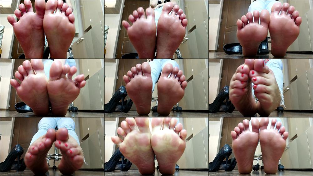 Sweaty Stinky Feet - September 24, 2019