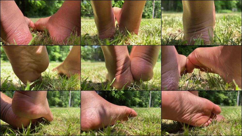 Ebony Giantess Barefoot Outside