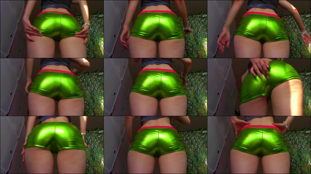 Jiggly Shiny AF Ass