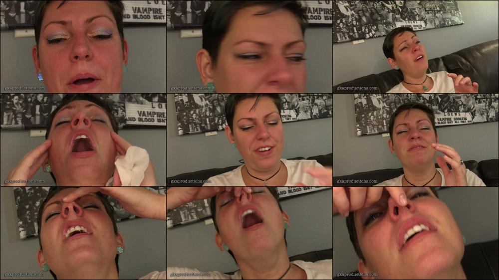 Vanessa Rain - Up Close Sneezing