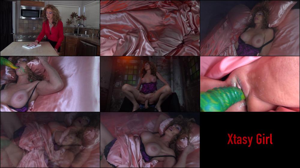The Tentacle Fucks Mommy Members Only - Feb 9, 2022