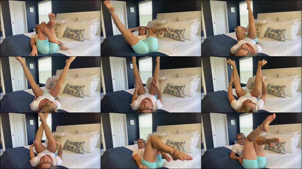 Cum To Cousin Lauran S Hot Legs
