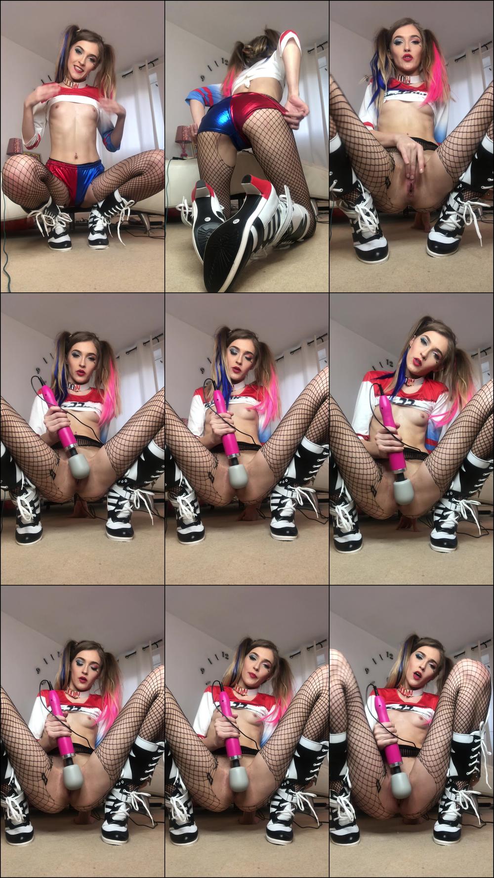 Harley Quinn Cums for daddy