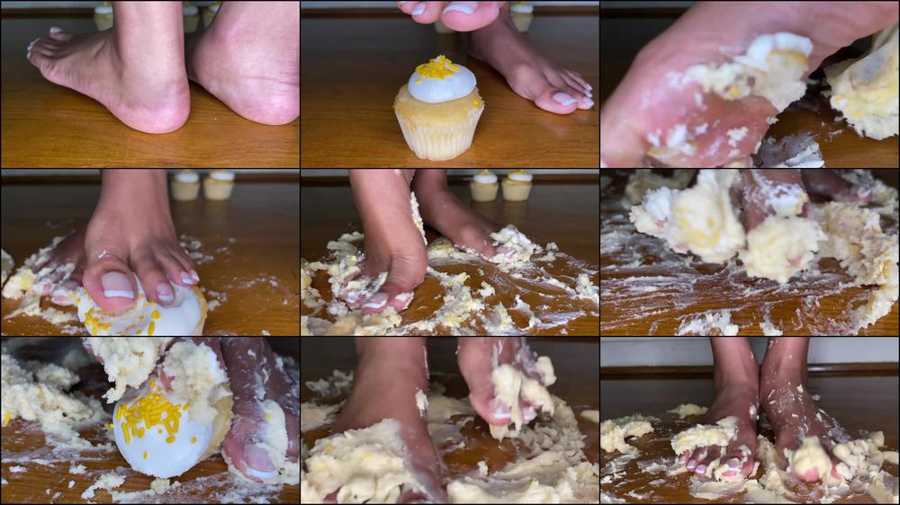 Giantess Smashing Cupcakes With Feet
