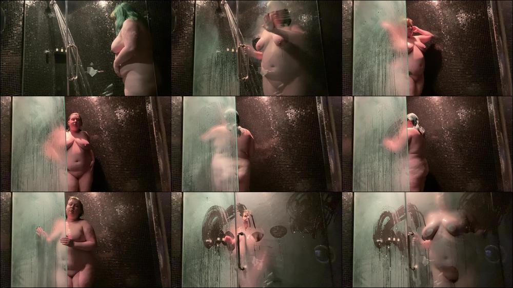 Voyeur Shower in NYC - Nov 11, 2022