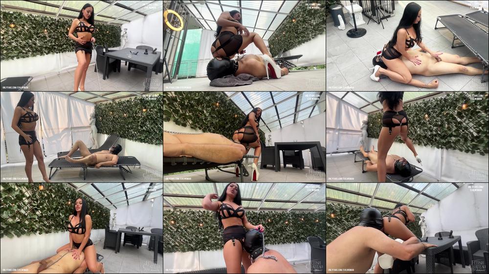 Facesitting & ass worship for Evilwoman - March 25, 2023