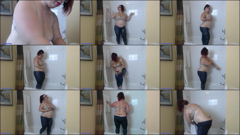 SHowering in Jeans - November 02, 2015