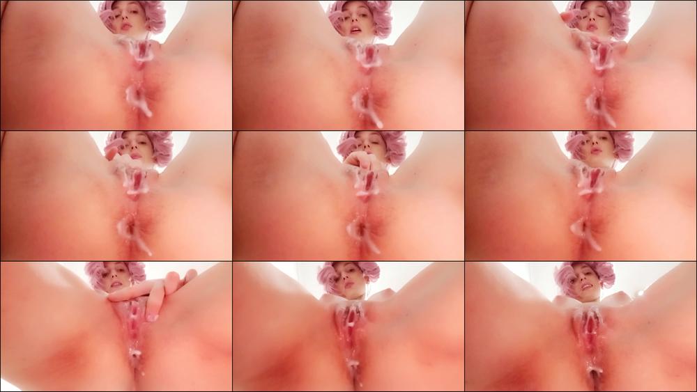 Face sitting creampied holes