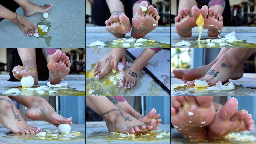 Barefoot Egg Crush