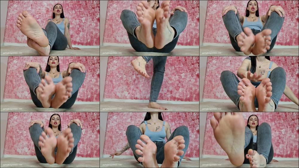 Footjob and ballbusting - part 1 - April 07, 2023