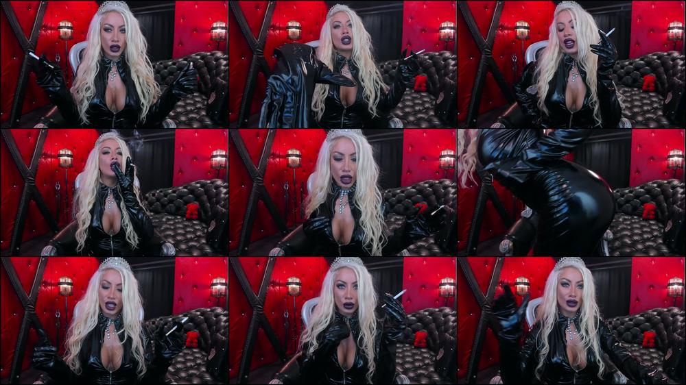 Dark queen witchcraft and mesmerizing sm