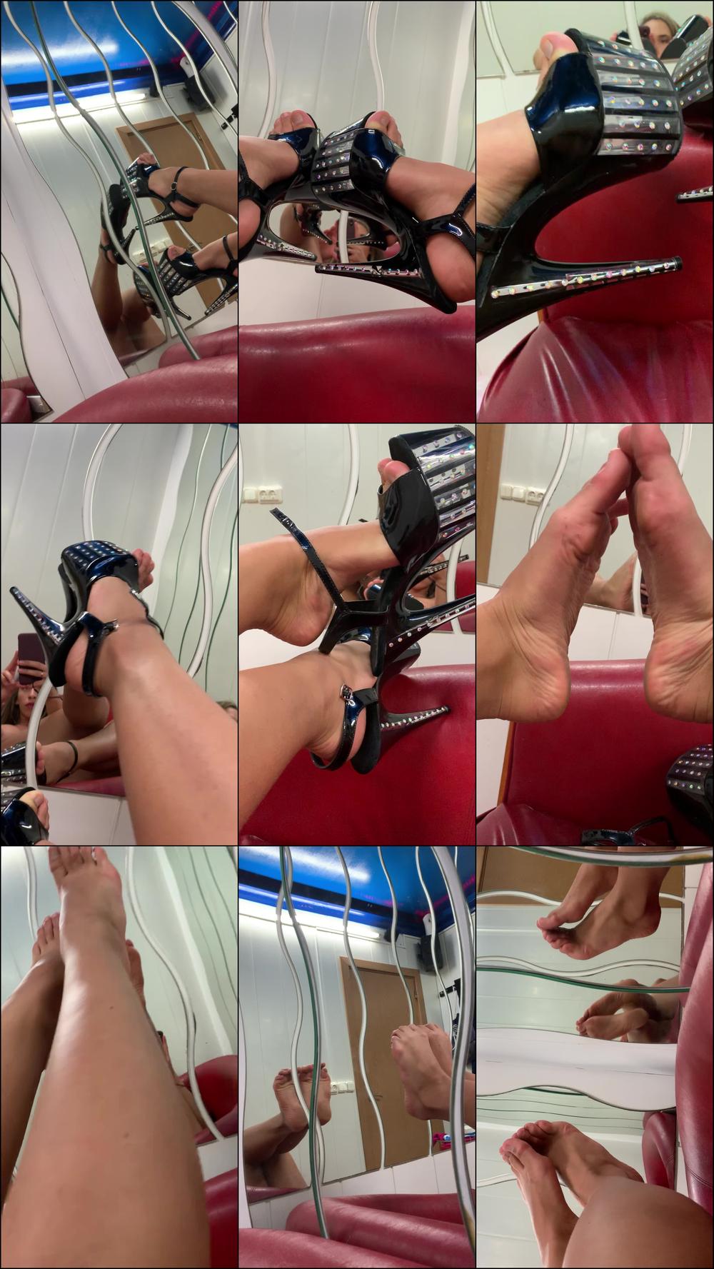 High heels, feet - May 26, 2019