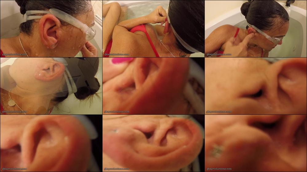 Megan Jones - Bath Tub Ear Bubbles