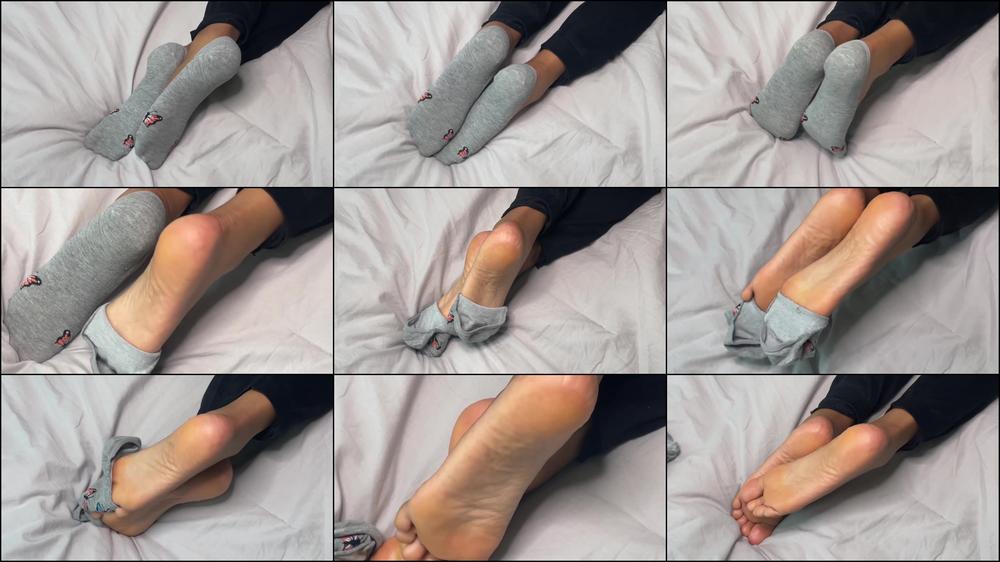 Removing Socks In Bed