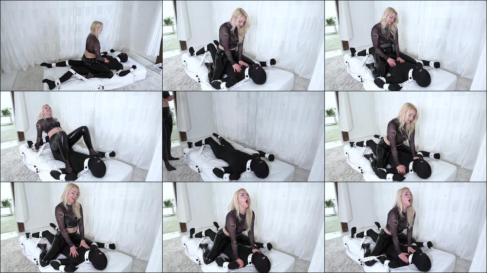 Mandy Marx - The Overstimulated Virgin