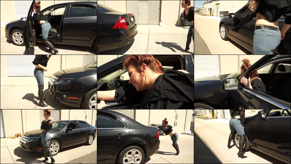 Amber Struggles to Push Stalled Car