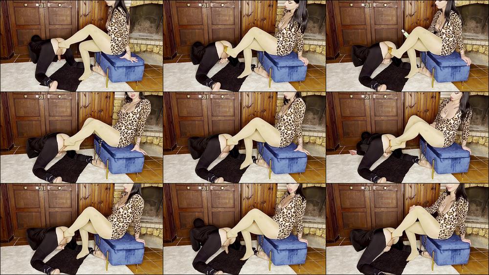 Pantyhose Foot Fisting