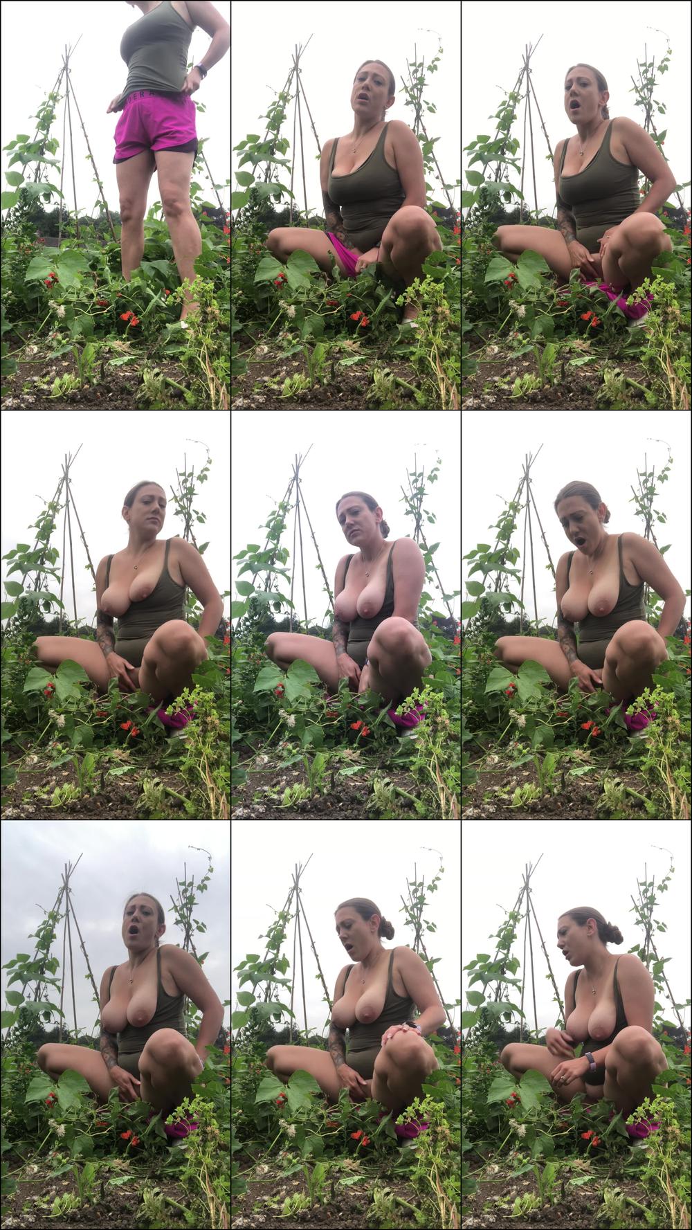 Pussy Play at the Allotment