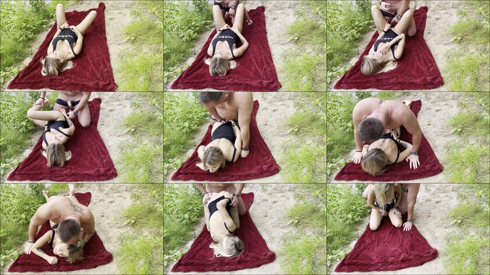 Doggystyle sex in nature