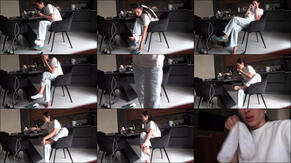 Queen Lusy - Dirty Smelly Feet In Ballets (1920X1080 Hd) Mp4