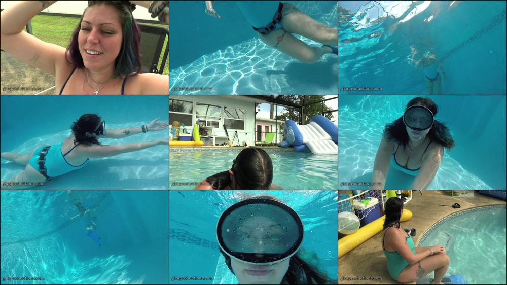 Vanessa Rain - Underwater Swimming Fun