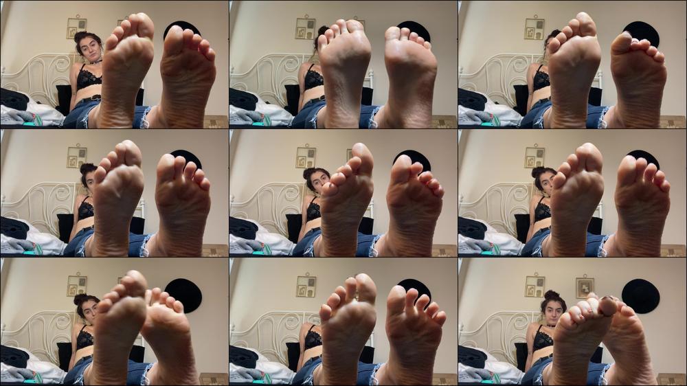Stretching My Toesies