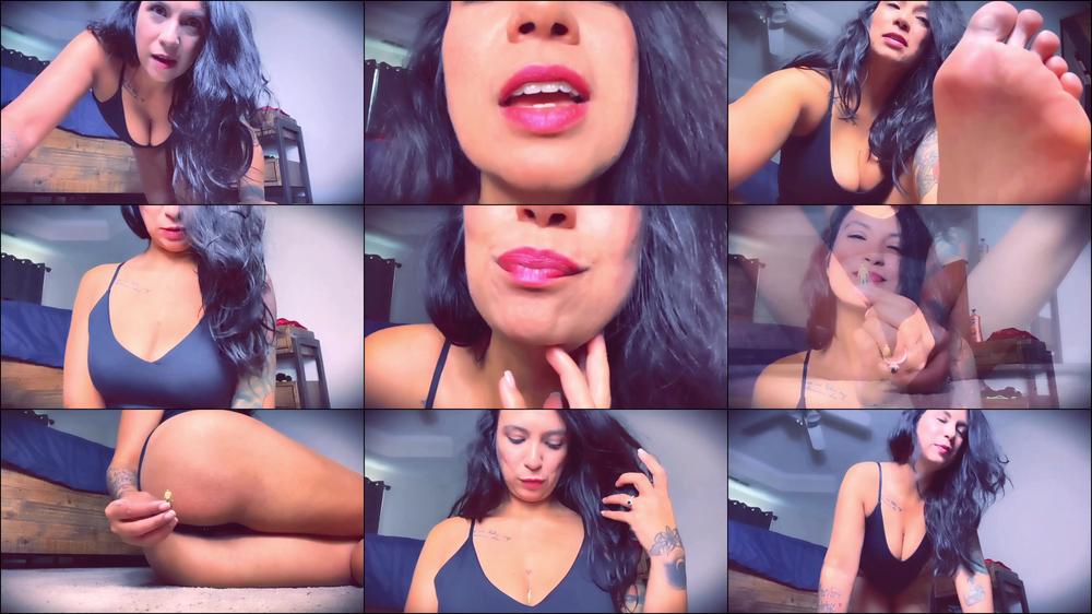 Gentle Giantess Tease