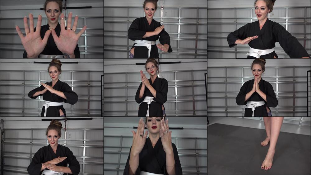 SABLIQUE'S STRONG HANDS & KARATE CHOPS - August 08, 2022