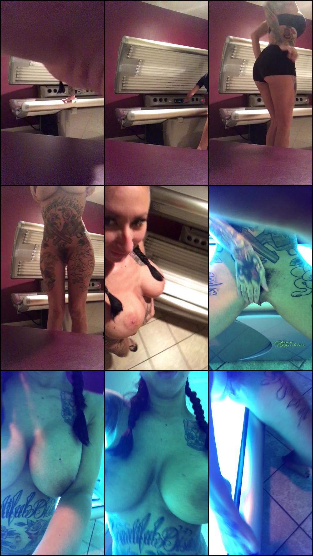 Getting naked - October 16, 2017