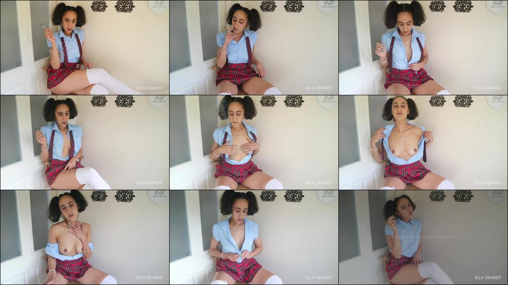 Elladearest Smoking Skoolie Tease