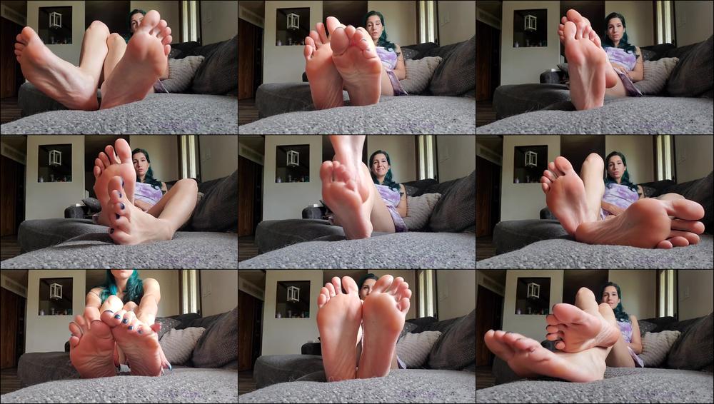 Size 12 Foot Worship