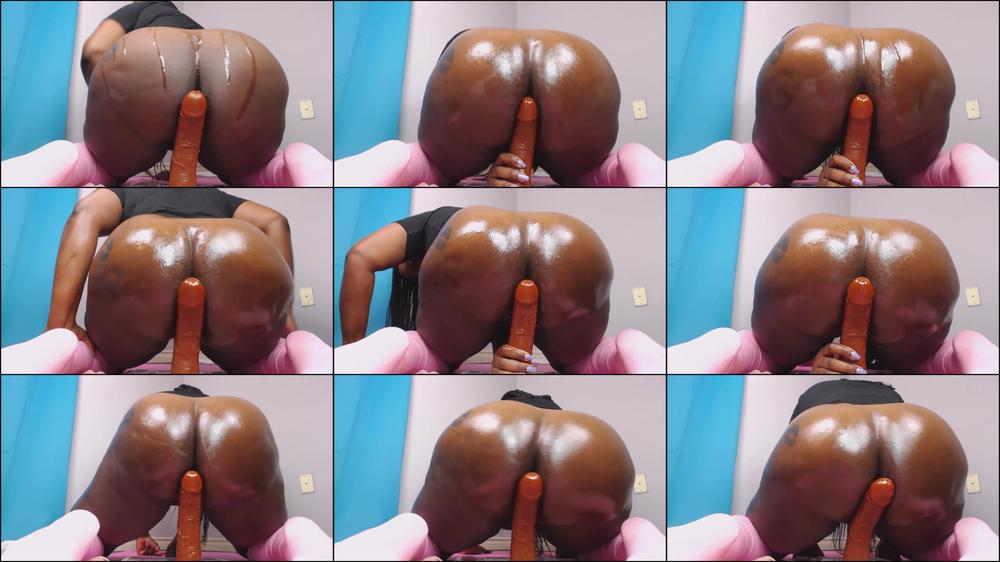 Jiggly Oily Assjob