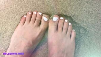 Beach Feet ASMR - January 13, 2022 (MissMelancholyMoe)