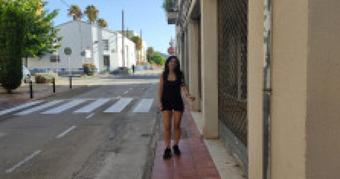 walking lame after hurting my feet (YourSweetPoison)
