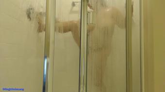 Perv on Me In the Shower - January 24, 2016 (paypeaches)