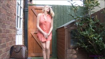 Danielle Maye Xxx P–Ing Outside My Door (Danielle Maye XXX)