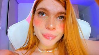 Licking my fingers sloppy & drool - Mar 28, 2023 (Roxie_Keendall)