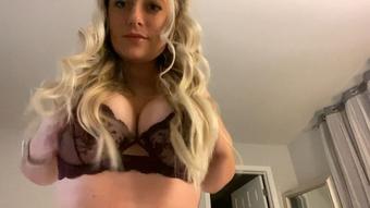 Girlfriend personal attention - Aug 13, 2022 (MissCassi)