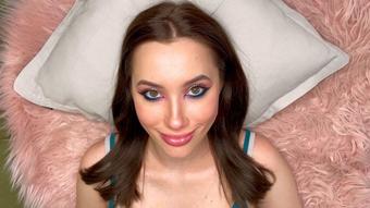 Happy Face fetish video (Babyheavanian)
