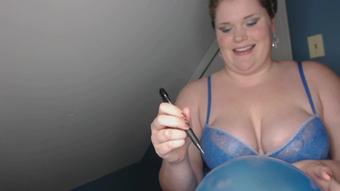 Goddesslisa Lux Boobs And Loons Popping (GoddessLisa_Lux)