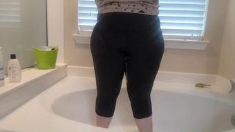 Pissing Compilation (VioletWanderer)