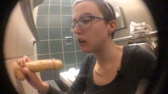 Public Airport Bathroom Blowjob (happylilcamgirl)