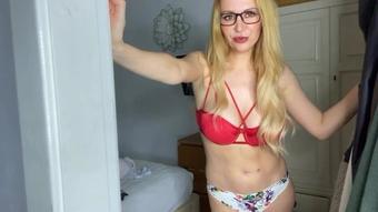 Let mommy take care of that - Jan 9, 2020 (Lucy Alexandra MILF)