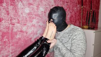 Feet Humiliation Up-close (Alpha Diva Alexandra)