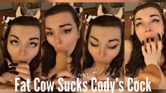 Fat Cow Sucks Codys Cock (Lexxiblakk)